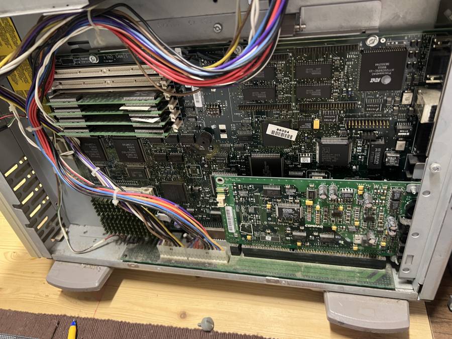 deskpro5100_img_0350.jpeg